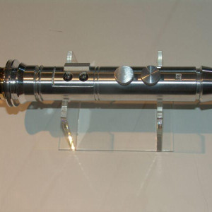 Adi Gallia Lightsaber – Star Wars: Episode IV - A New Hope (1977)