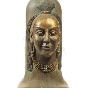 GOLDEN STONE STATUE BUST. – Prince of Persia: The Sands of Time (2010)