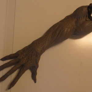 Dante arm – The League of Extraordinary Gentlemen (2003)