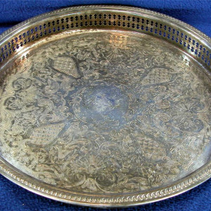 Silver Serving Tray from Titanic dining scenes – Titanic (1997)