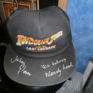 Vic Armstrong signed crew cap – Indiana Jones and the Last Crusade (1989)
