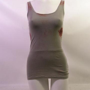 vest worn by elizabeth shue – Piranha 3D (2010)