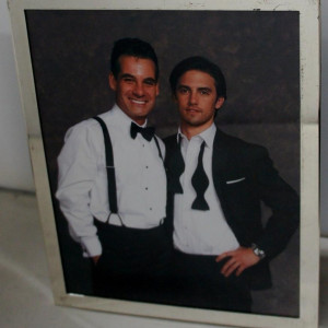 Heroes Screen Used Photo of Nathan and Peter – Heroes (2006)