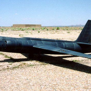 14' U2 Miniature Spy Plane – Thirteen Days (2000)