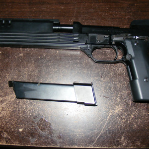 KSC Gas powered Full Auto 9 – RoboCop (1987)
