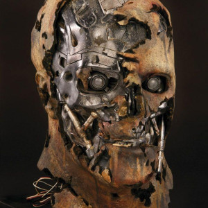 T600 Terminator Light Up Hero Bust Prop – Terminator Salvation (2009)