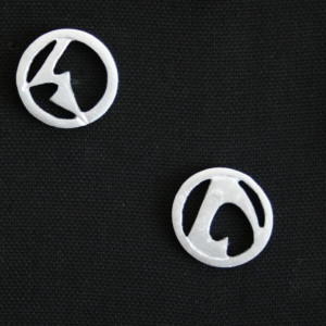 Gowron's Collar Emblems. – Star Trek: Deep Space Nine (1993)