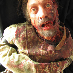 CORPSE IN A STRAIGHT JACKET – Carnivàle (2003)