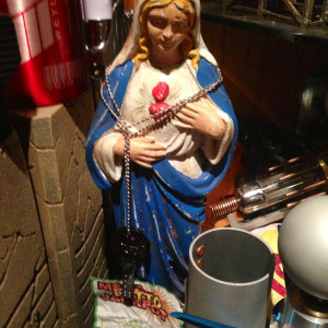 Season one and two Virgin Mary statue – Lost (2004)