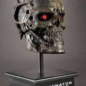 T600 Terminator light up eyes display bust – Terminator Salvation (2009)