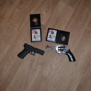 French Police Nationale id's card's and badge set – Protéger & servir (2010)