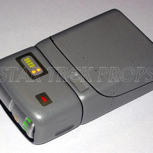 Stunt Medical Tricorder – Star Trek: The Next Generation (1987)