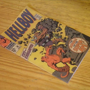 Hellboy comic – Hellboy (2004)