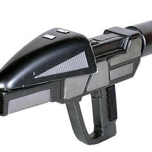 Alien Carbine – Star Trek: Deep Space Nine (1993)