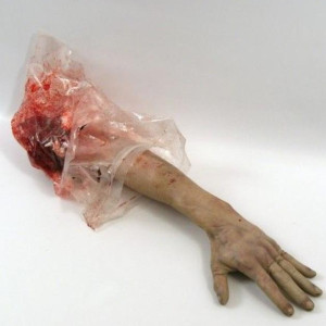 Prosthetic bloody arm – Underworld: Rise of the Lycans (2009)