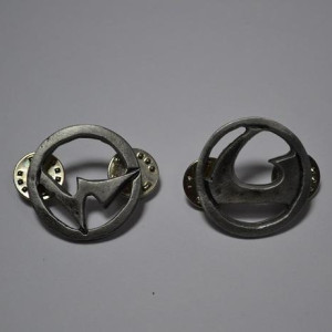 Worf Metal Collar Pins – Star Trek: Deep Space Nine (1993)