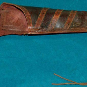 “KLINGON DISRUPTOR PISTOL HOLSTER” – Star Trek: Enterprise (2001)