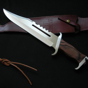 Rambo 3 knife – Rambo III (1988)
