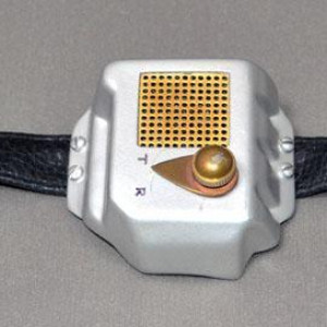 Captain Proton wrist radio – Star Trek: Voyager (1995)