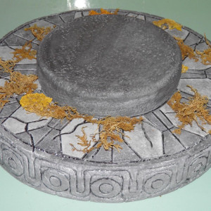Golden Idol pedestal – Raiders of the Lost Ark (1981)