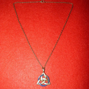 Trinity Knot Pendant – Constantine (2005)