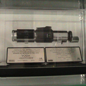 Master Yoda ROTS LE Lightsaber – Star Wars: Episode III - Revenge of the Sith (2005)