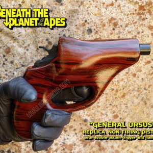 General Ursus PISTOL (replica) double-action – Beneath the Planet of the Apes (1970)