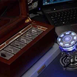 Iron Man Arc Reactor And Energy Plate – Iron Man 2 (2010)
