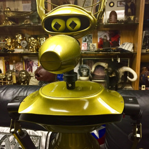 Fully functional Croow puppet – Mystery Science Theater 3000 (1988)