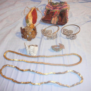Jewelry lot and money pouches – Spartacus: Vengeance Unleashed (2012)