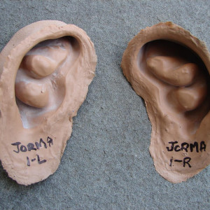 Cha-ka prosthetic ears 