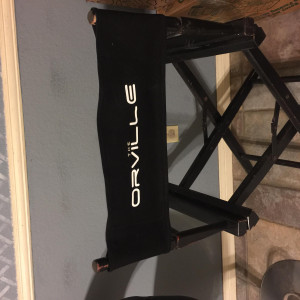 Orville chair back and desk kermit – The Orville (2017)