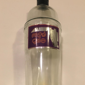 USS Callister bottle of alcohol – Black Mirror: Bandersnatch (2018)