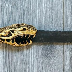 Kandarian Dagger – Ash vs Evil Dead (2015)