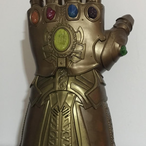 Infinity Gauntlet – Avengers: Infinity War (2018)