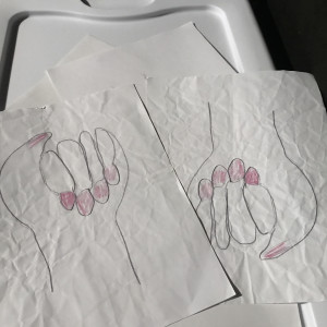 Chips drawings of hands – The Mick (2017)