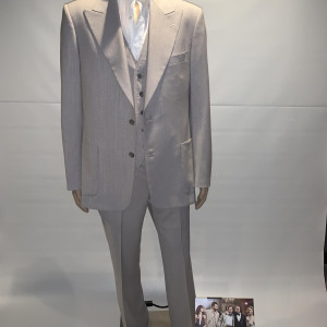 Three-piece custom suit from the hit 2013 crime-comedy-drama – American Hustle (2013)