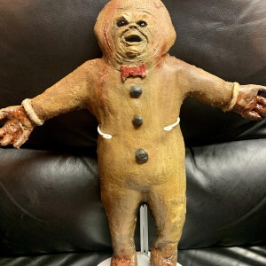 Gingerdead man puppet – Gingerdead Man 2: Passion of the Crust (2008)