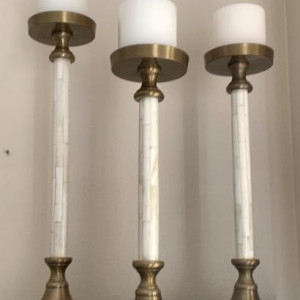 Catherine's brownstone candlesticks – Veep (2012)