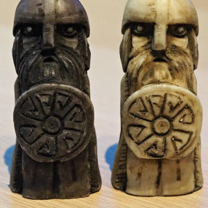 Ivar and Alfred Chess Pieces – Vikings (2013)