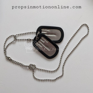 Pulver dog tags – War Machine (2017)