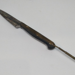 SFX Left Hand Side Blood Tube Knife – Cubbyhouse (2001)