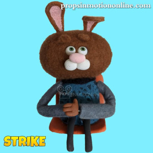 Crowd puppet – Air Strike (2018)