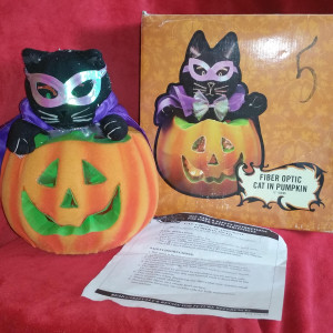 Halloween II Fiber Optic Pumpkin Head With Cat Screen Used Hero Movie Prop – Halloween 2 (2009)
