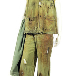 Robert "Lucky" Leckie's Guadalcanal USMC uniform – The Pacific (2010)