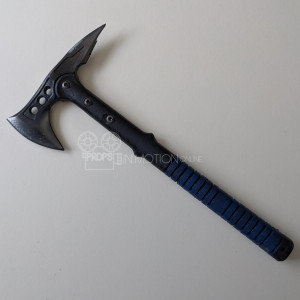 Blue ninja axe – Into the Badlands (2015)