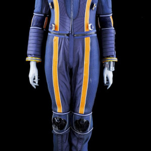 Judy Robinson (Taylor Russell) Spacesuit Under Layers – Lost in Space (1998)