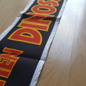 When Dinosaurs Ruled The Earth banner – Jurassic Park (1993)