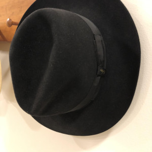 Red's Fedora – The Blacklist (2013)