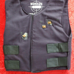 Nina Myers Day 1 screen worn bulletproof vest – 24 (2001)